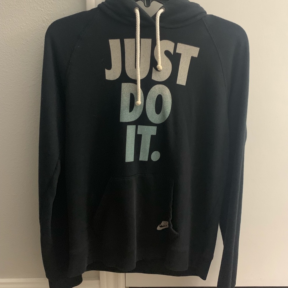 Nike hoodie size Medium